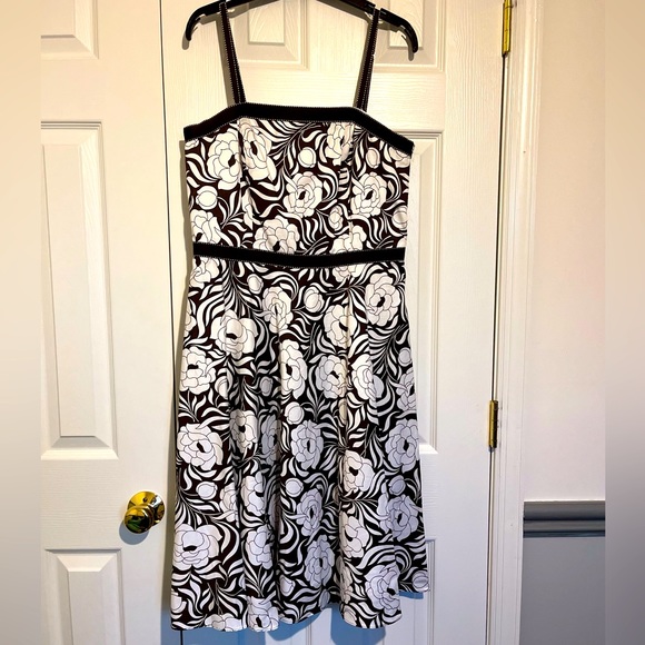 Ann Taylor Dresses & Skirts - Brown and white floral strapless (or spaghetti strap) dress